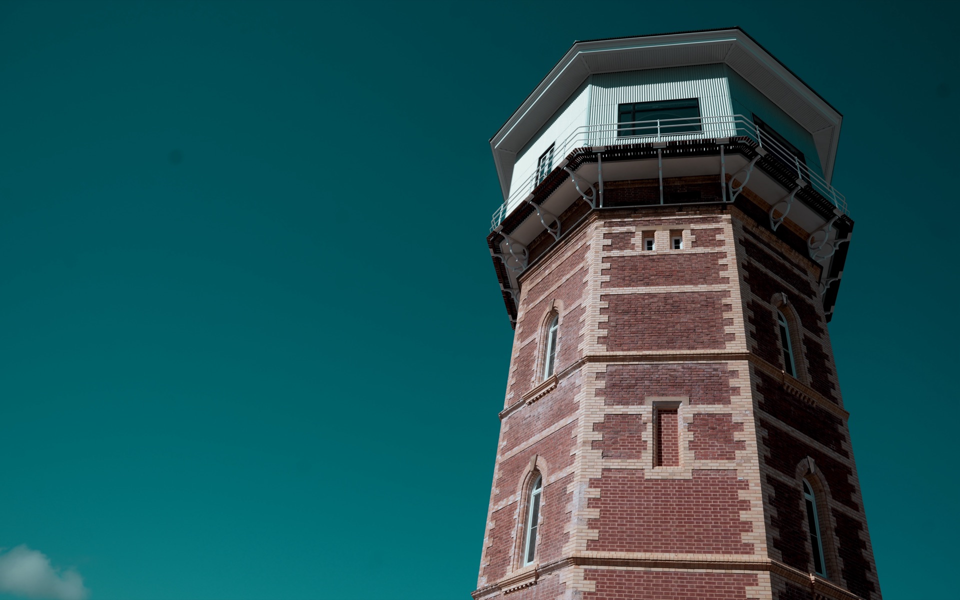 The Vantage water tower, Semaphore